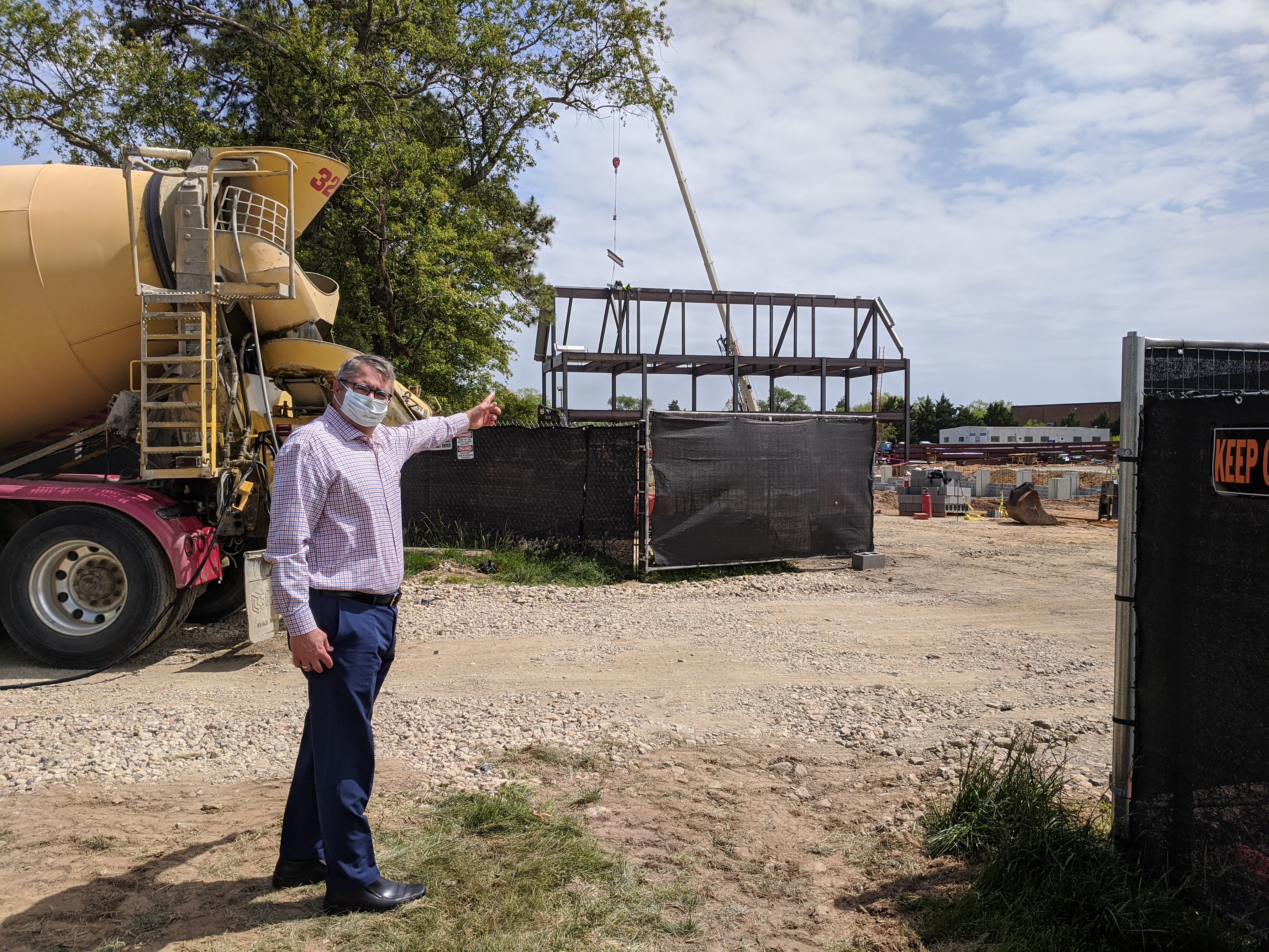 Steel frame of the NABA going up