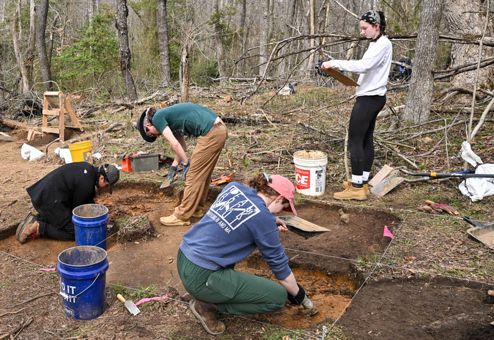 Students on archaeological dig