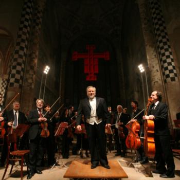 Professor of Music Jeffrey Silberschlag at a past Alba event