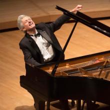 Brian Ganz Pianist