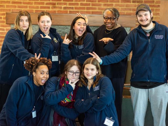 O-Team Group Photo with President Jordan 
