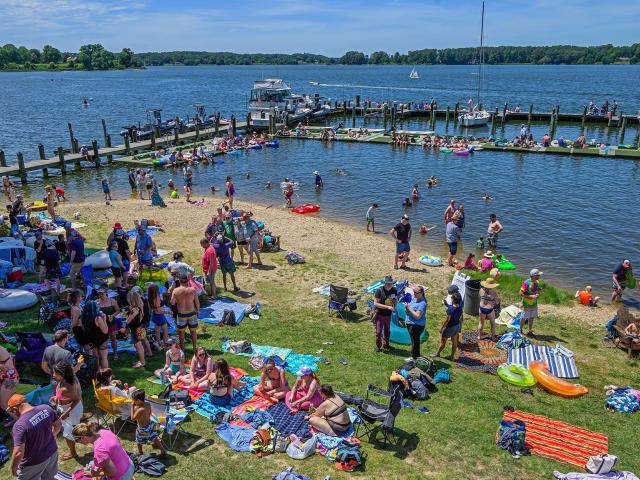 Large crowd at SMCM waterfront