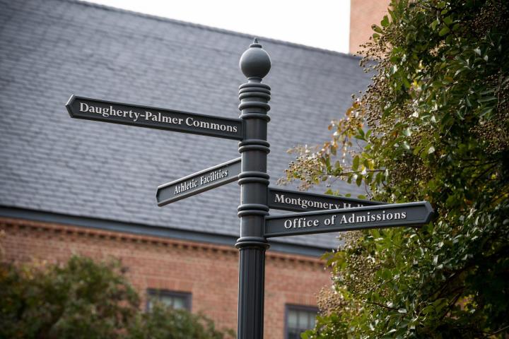 directional sign shown
