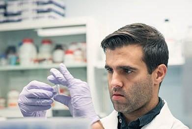 Professor Tobiansky doing research in a molecular laboratory