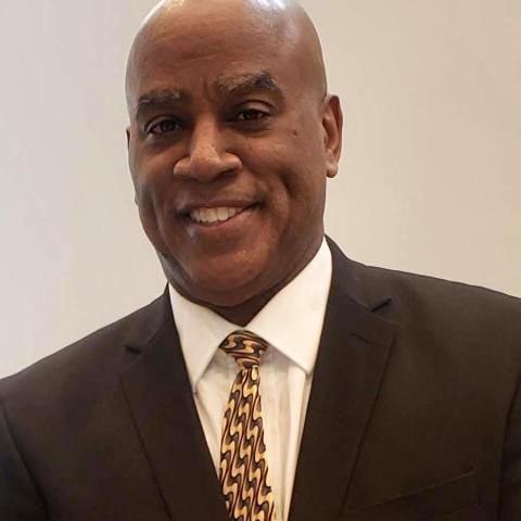 Dereck Rovaris