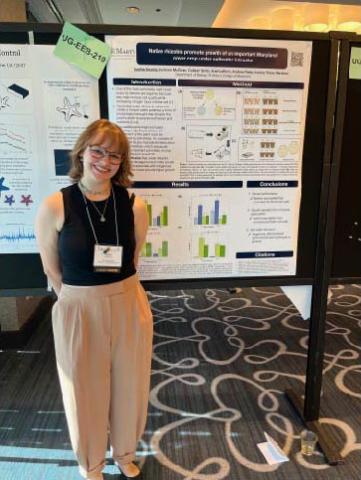 Sophia Koontz presenting a poster at the Sigma Xi Conference In November 2023 in Long Beach, CA