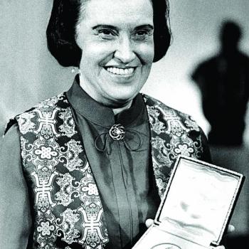Rosalyn Yalow pictured